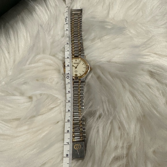 Gucci watch - Picture 4 of 5